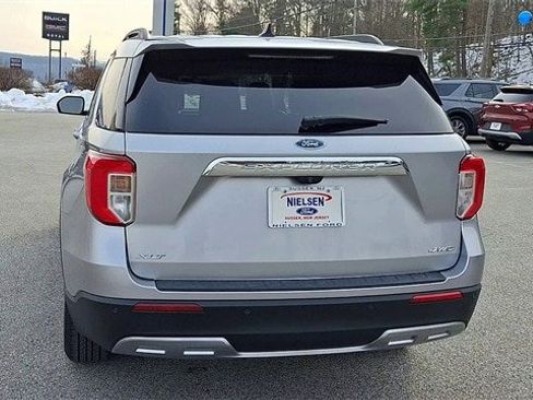 Certified 2021 Ford Explorer XLT w/ Equipment Group 202A image 7