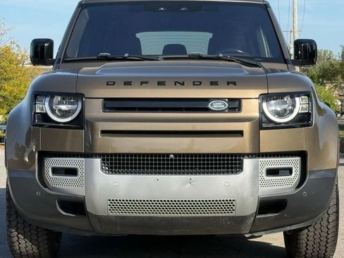 Used 2021 Land Rover Defender 110 S image 8