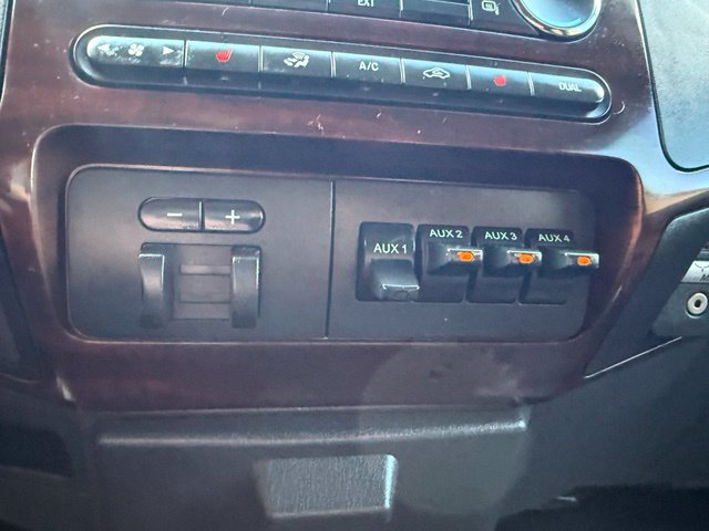 Used 2010 Ford F350 4x4 Crew Cab Super Duty image 24