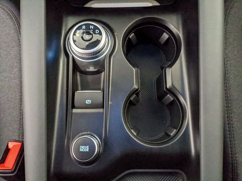 New 2025 Ford Explorer Active image 14