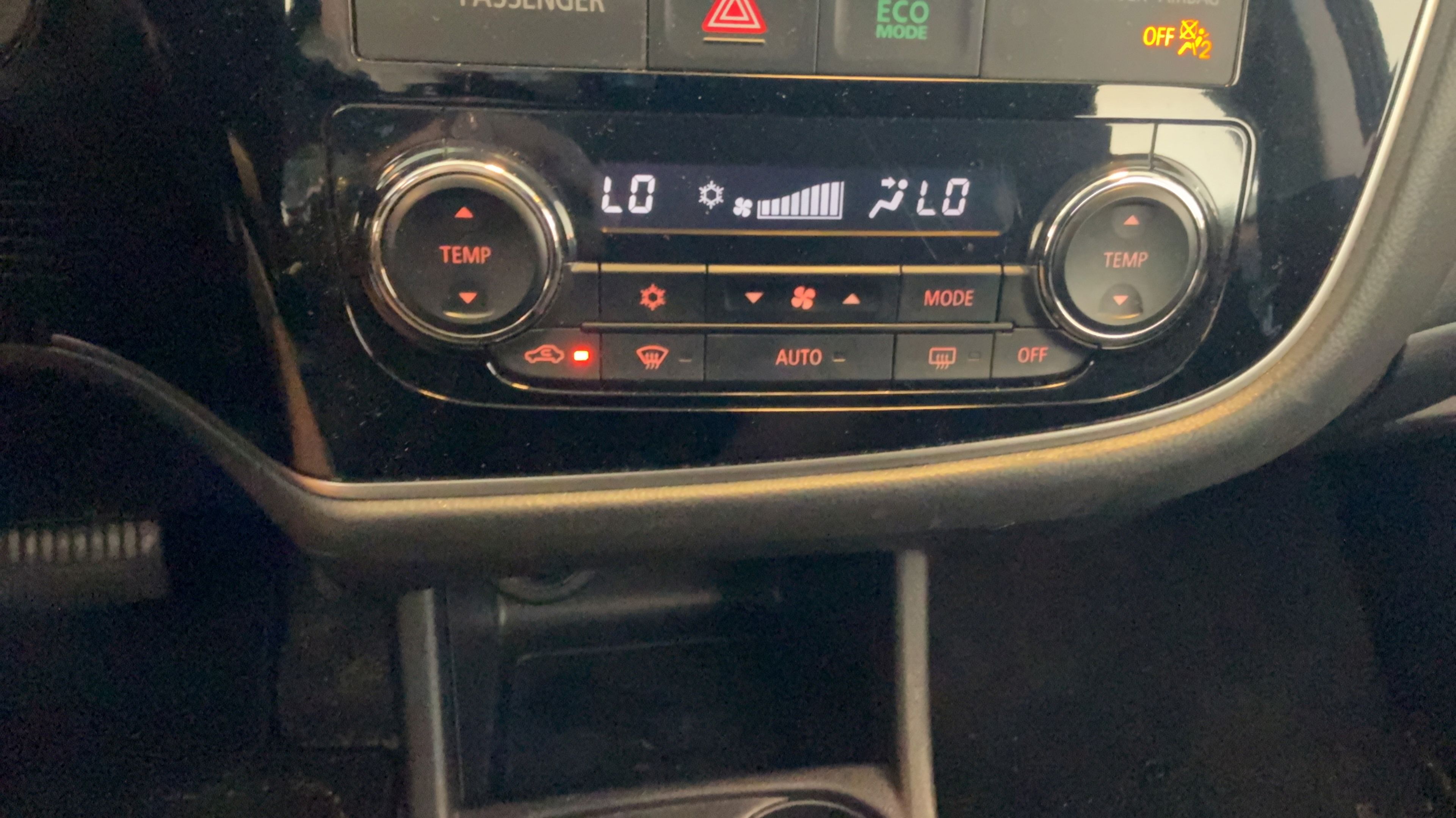 Used 2016 Mitsubishi Outlander SE FWD image 14