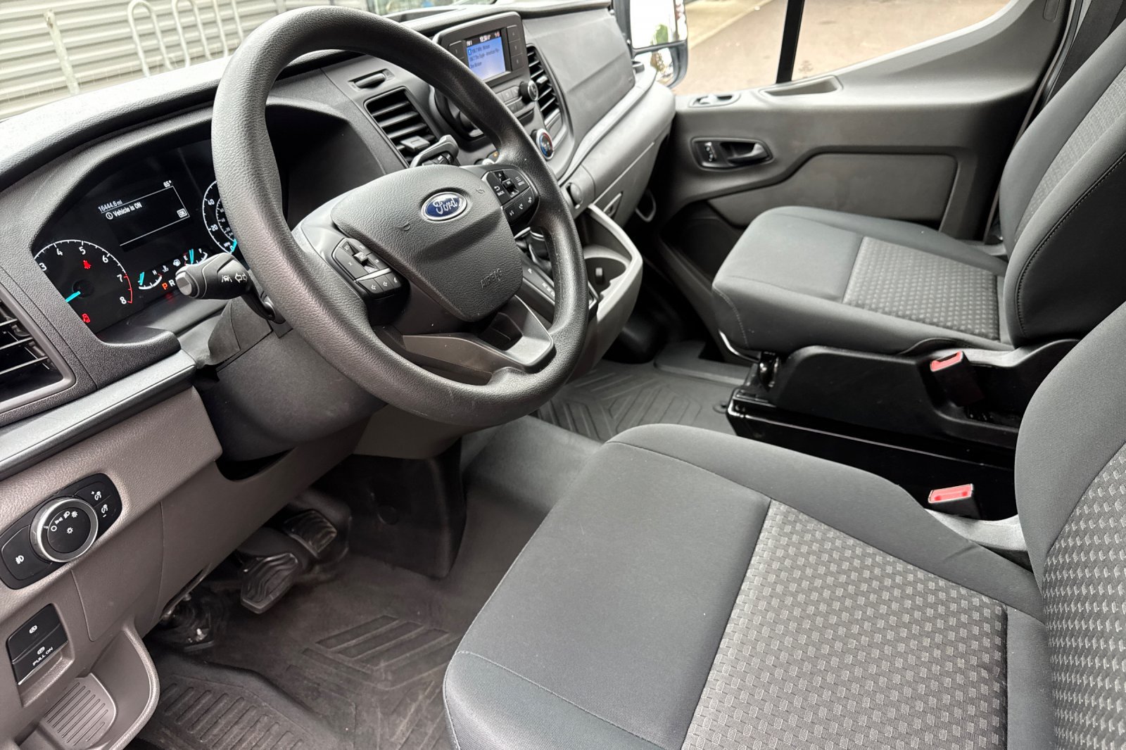 Used 2025 Ford Transit 250 Low Roof w/ Exterior Upgrade Package RWD image 10