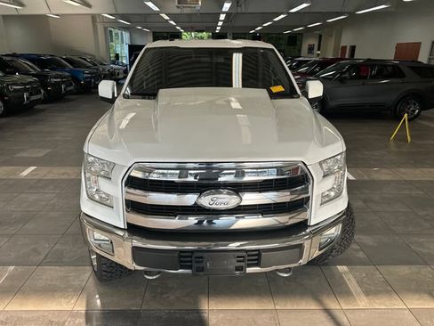 Used 2017 Ford F150 XLT w/ Equipment Group 302A Luxury AWD/4WD image 17