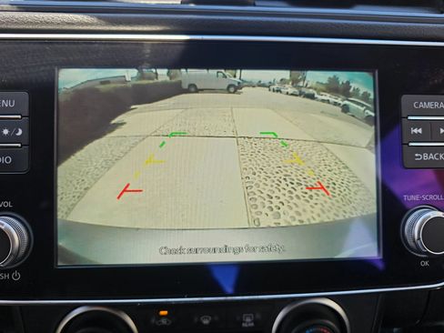 Used 2024 Nissan Leaf S FWD image 16