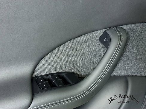 Used 2025 Tesla Model S Plaid image 22