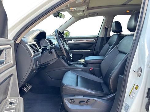Used 2019 Volkswagen Atlas SEL R-Line FWD image 14