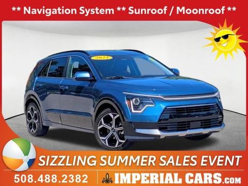 Used 2023 Kia Niro EX Touring FWD image 1