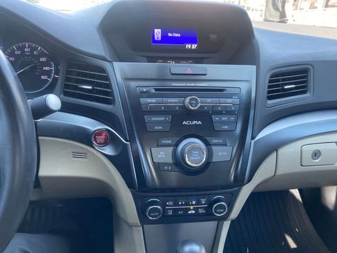 Used 2015 Acura ILX w/ Premium Package FWD image 16