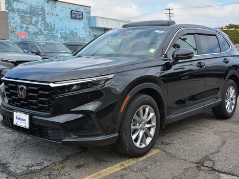 Used 2026 Honda CR-V EX image 1