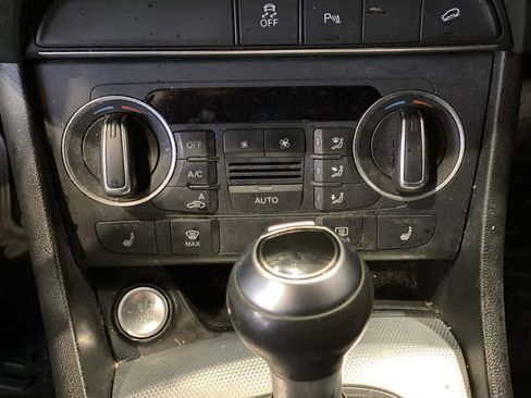 Used 2018 Audi Q3 2.0T Premium Plus w/ Premium Plus Package image 21