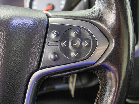 Used 2018 Chevrolet Silverado 1500 LT w/ LT Convenience Package image 20