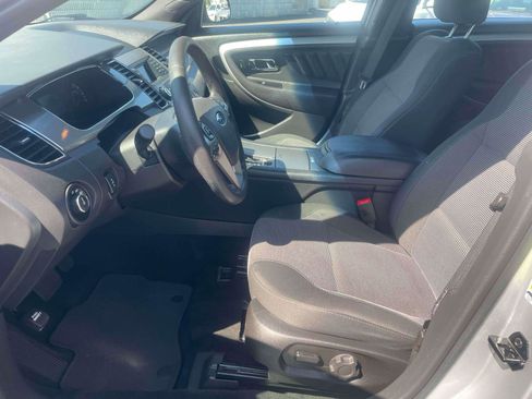 Used 2017 Ford Taurus SEL FWD image 5