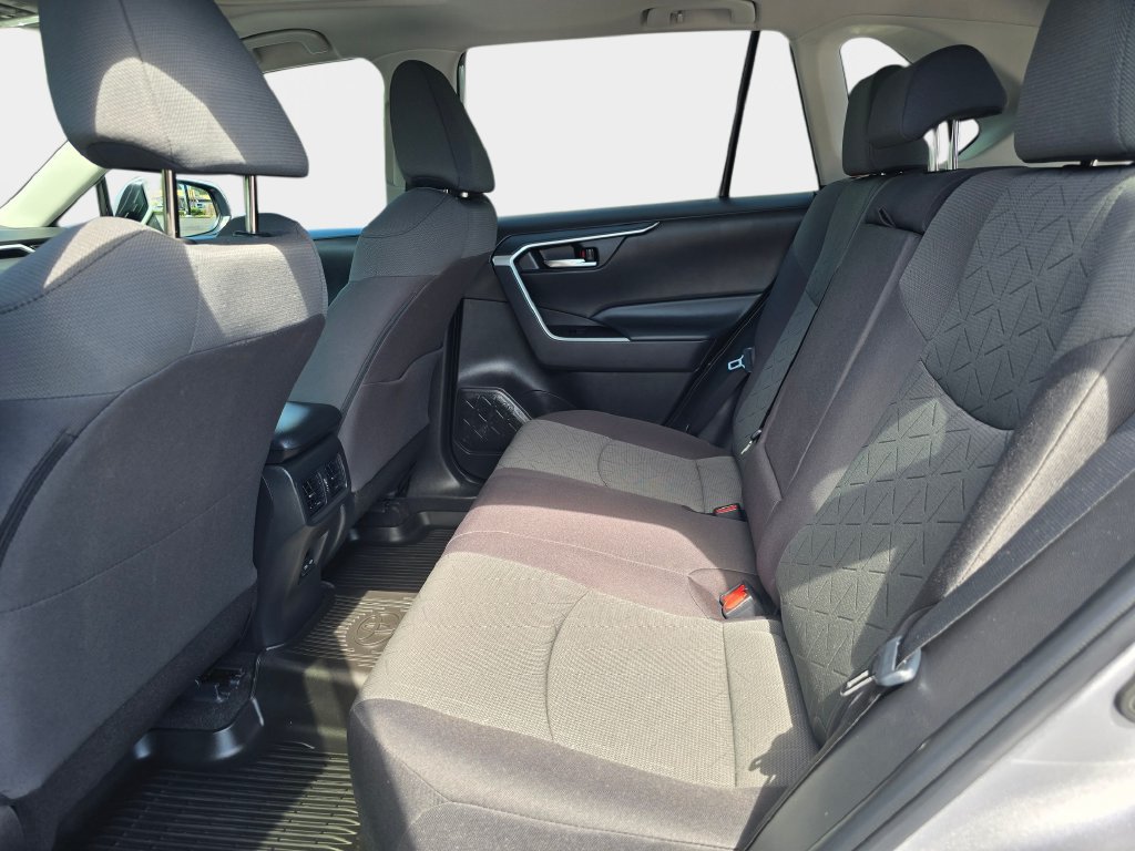 Used 2023 Toyota RAV4 XLE w/ Convenience Package AWD/4WD image 16