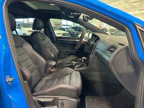 Used 2021 Volkswagen GTI SE FWD image 37