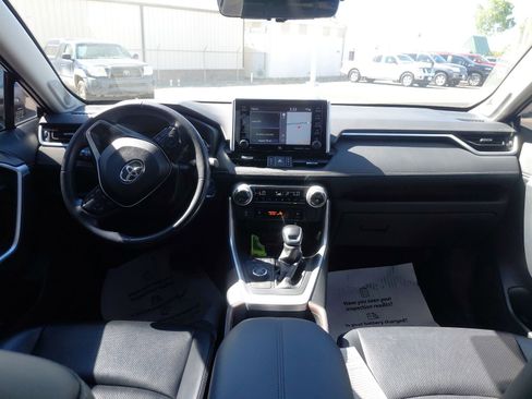Certified 2020 Toyota RAV4 Limited AWD/4WD image 31