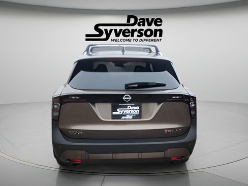 New 2026 Nissan Kicks SR w/ SR Premium Package AWD/4WD image 4