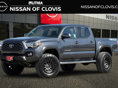 Used 2020 Toyota Tacoma TRD Off-Road w/ Technology Package AWD/4WD image 1