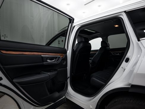 Used 2021 Honda CR-V Touring image 17