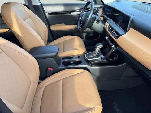 Used 2024 Kia Seltos SX w/ SX Sunroof Package image 22