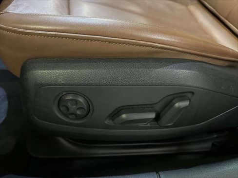 Used 2023 Audi A4 2.0T Premium w/ Convenience Package image 17