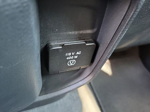 Used 2022 RAM 1500 Laramie image 25