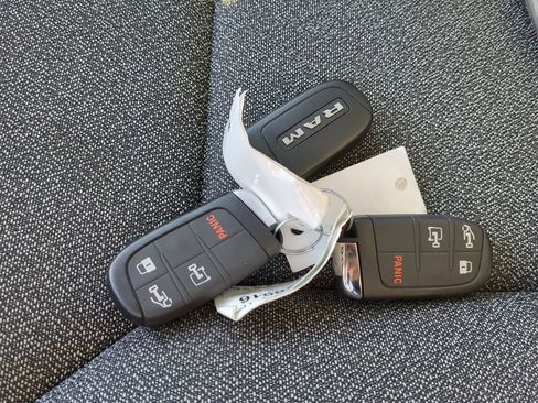 Used 2023 RAM ProMaster 2500 w/ Advance Safety Group (B) image 25