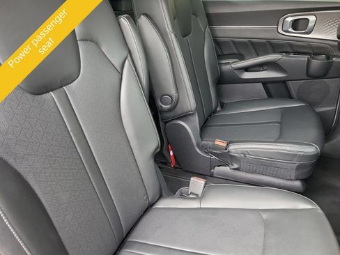 Certified 2022 Kia Sorento SX AWD/4WD image 19