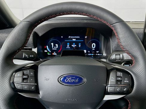New 2026 Ford Explorer ST-Line w/ ST-Line Street Pack image 12