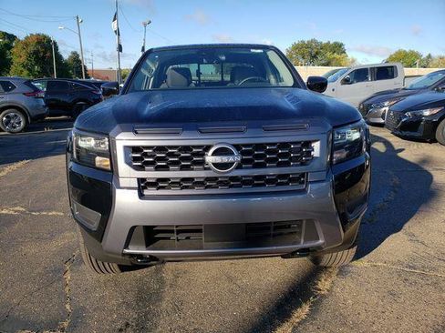 New 2026 Nissan Frontier SV w/ Tow Package AWD/4WD image 10