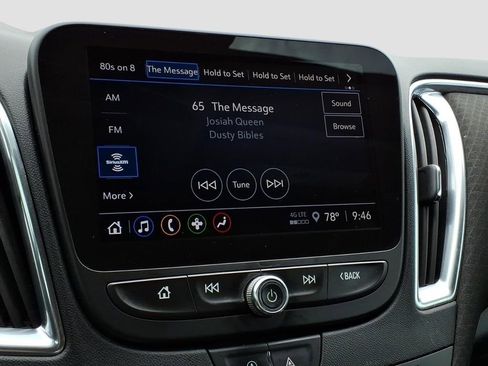 Used 2021 Chevrolet Malibu LT FWD image 13
