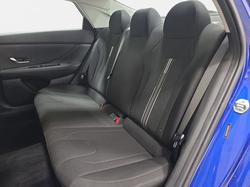 Used 2022 Hyundai Elantra SEL FWD image 13
