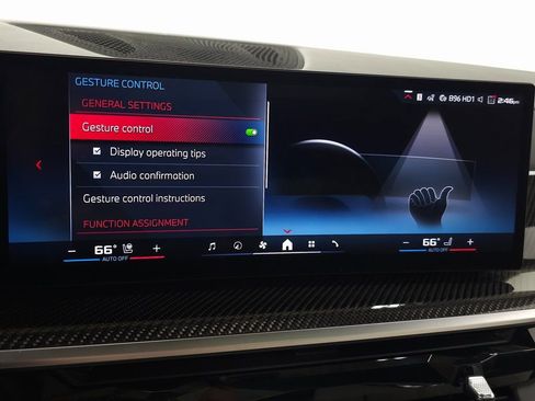 Used 2025 BMW X5 M60i AWD/4WD image 32