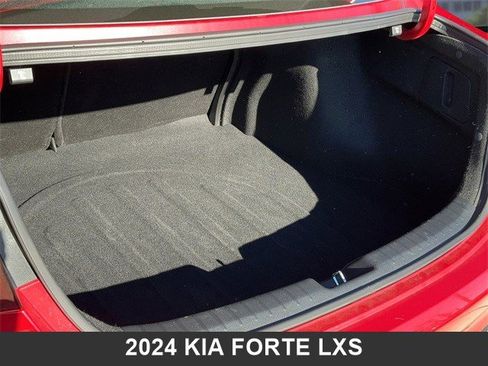 Certified 2024 Kia Forte LXS w/ LXS Technology Package image 14