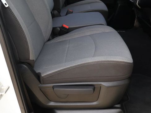 Used 2024 RAM 3500 Big Horn image 17