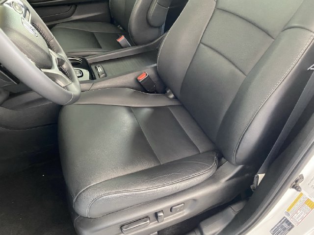 Used 2021 Honda Pilot Touring image 18