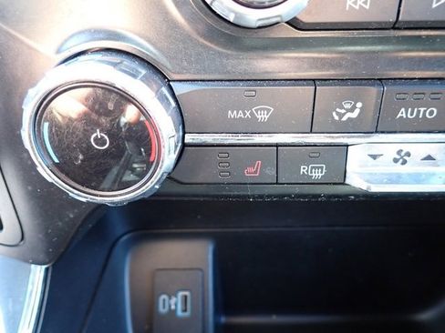 Certified 2022 Ford F150 XLT w/ Equipment Group 302A High image 25