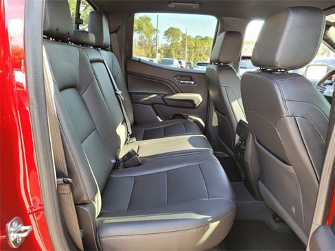 Used 2024 Chevrolet Colorado LT w/ LT Convenience Package III image 22