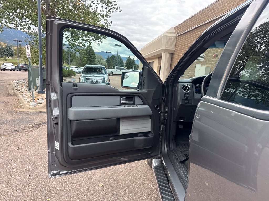 Used 2014 Ford F150 XLT w/ Equipment Group 302A Luxury AWD/4WD image 10