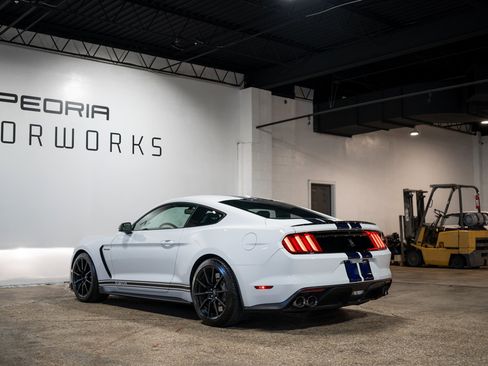 Used 2016 Ford Mustang Shelby GT350 w/ Technology Package image 9