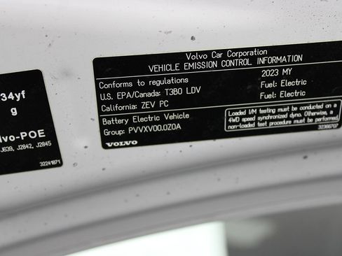 Used 2023 Volvo C40 P8 Recharge Plus AWD/4WD image 39