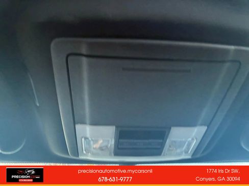 Used 2016 Lincoln Navigator L Select image 18