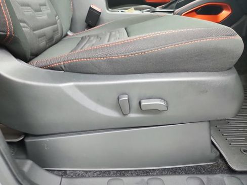 Used 2025 Nissan Frontier PRO-4X w/ Interior Protection Package AWD/4WD image 37