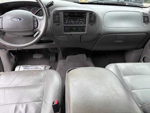 Used 2003 Ford F150 Lariat image 11