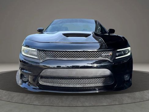 Used 2017 Dodge Charger R/T Scat Pack w/ Dynamics Package RWD image 4