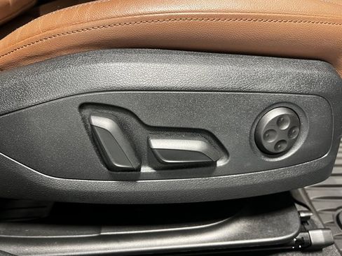 Used 2020 Audi A4 2.0T Prestige w/ Prestige Package image 30