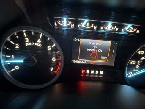 Used 2018 Ford F150 XLT w/ Equipment Group 301A Mid AWD/4WD image 9