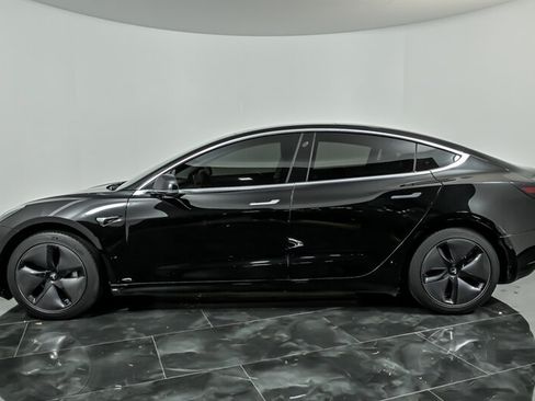Used 2018 Tesla Model 3 Mid Range RWD image 6