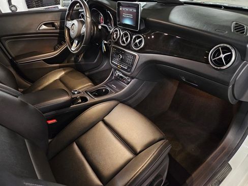 Used 2016 Mercedes-Benz CLA 250 image 19