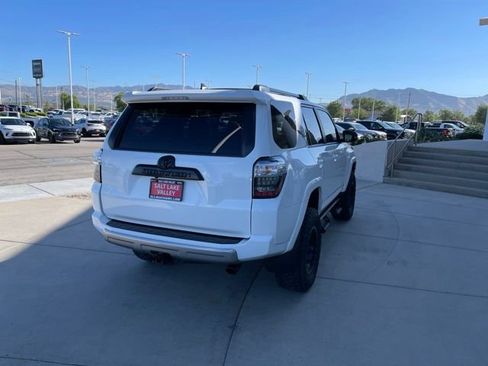 Used 2023 Toyota 4Runner TRD Off-Road Premium AWD/4WD image 5