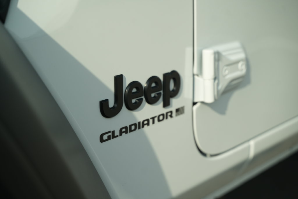 New 2026 Jeep Gladiator Sport AWD/4WD image 40